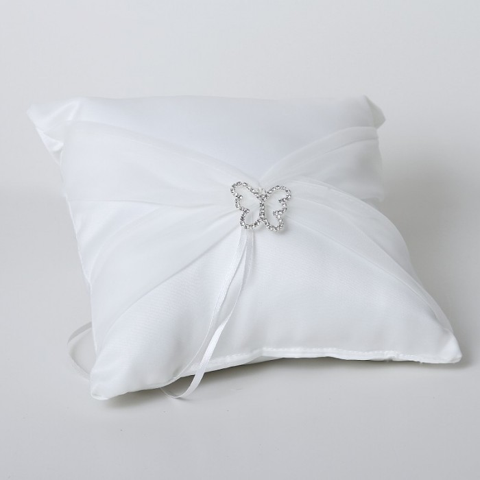 Cuscino bianco portafedi con farfalla