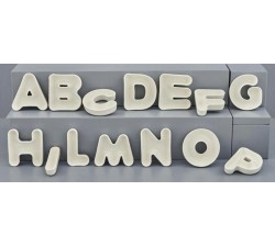 Ciotola porcellana a forma di lettera per confetti. G.CB6-1 BOMBONIERE on line 1,90 €